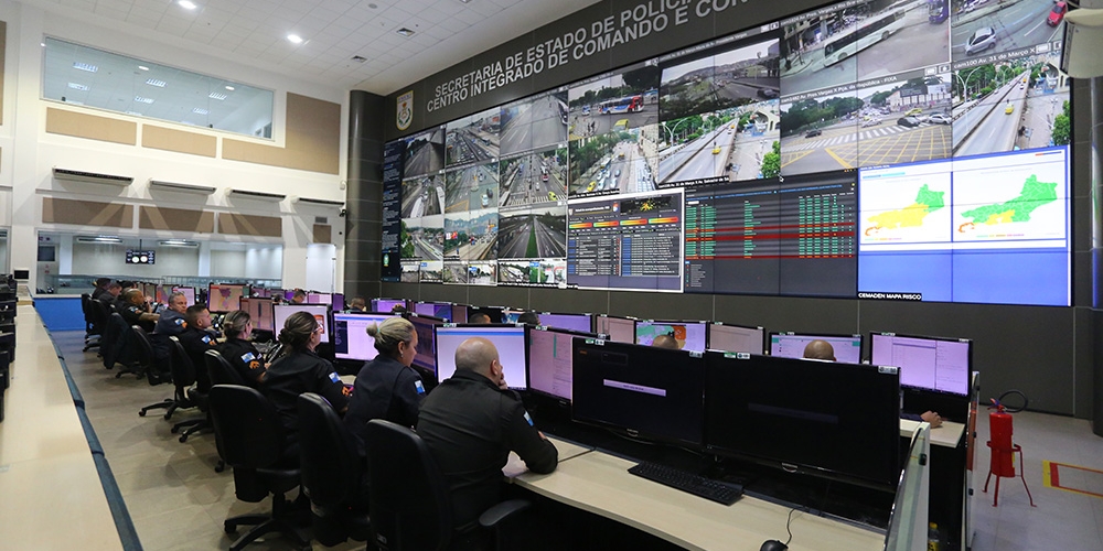 PM do RJ começa integração de câmeras públicas e privadas com o 190